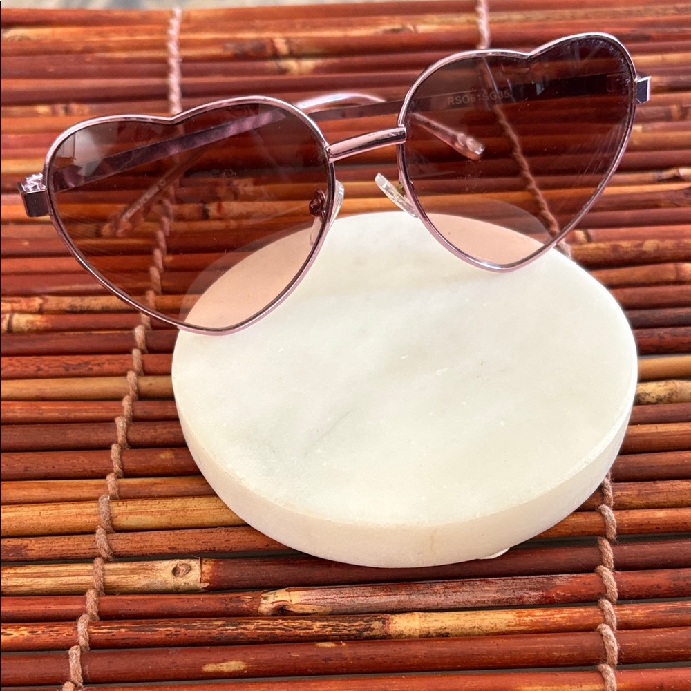 Heart-Shaped Sunglasses Wire Frame